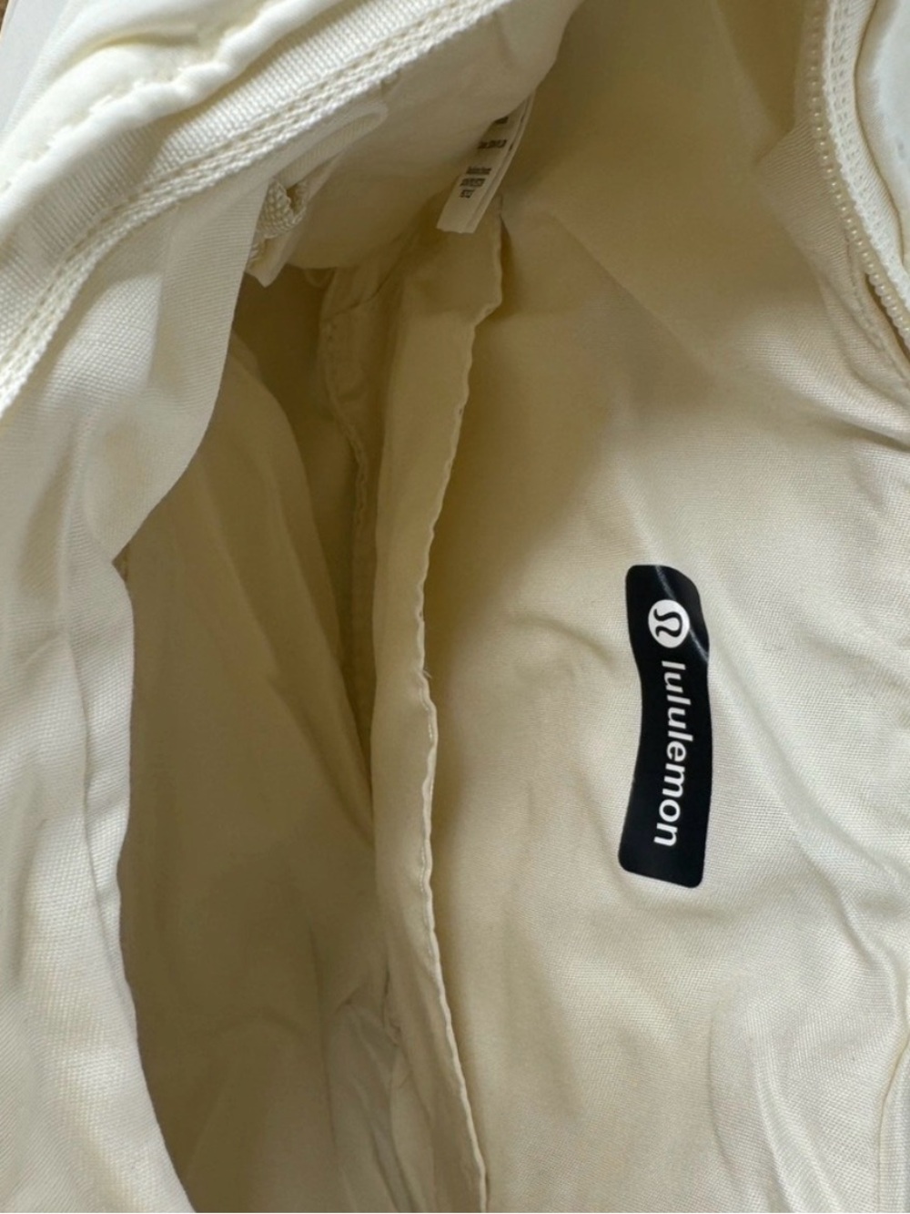 Lululemon inspired City Nylon Cream Shoulder Tote Bag 4L - Picture 4 of 6